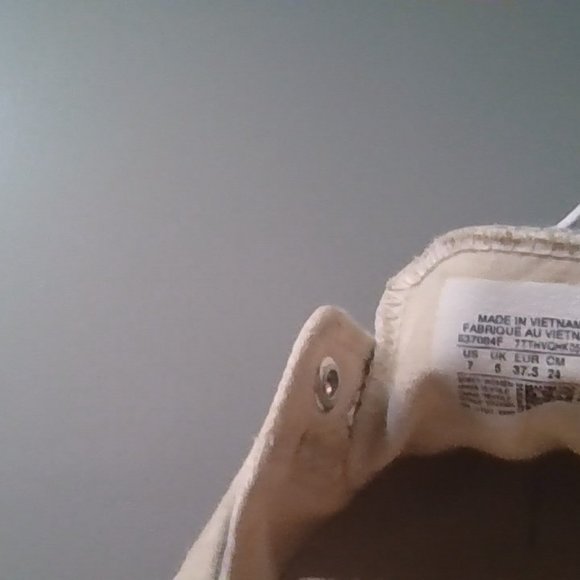 converse white womans shoes - Picture 5 of 5